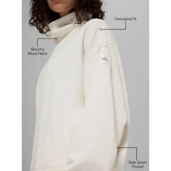 Alo Polar Fleece Hazy Pullover in Ivory NWT Size Medium - Picture 4 of 6